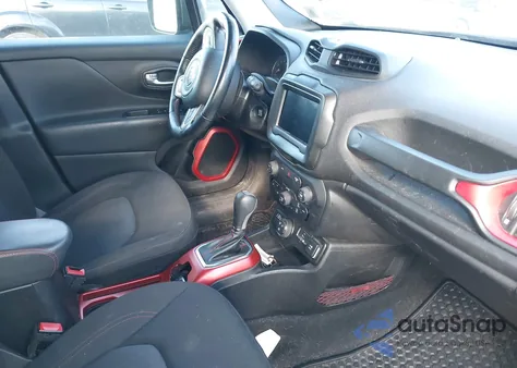 2018 Jeep Renegade Trailhawk 4X4 z USA, uszkodzony, nr VIN ZACCJBCB9JPJ01002